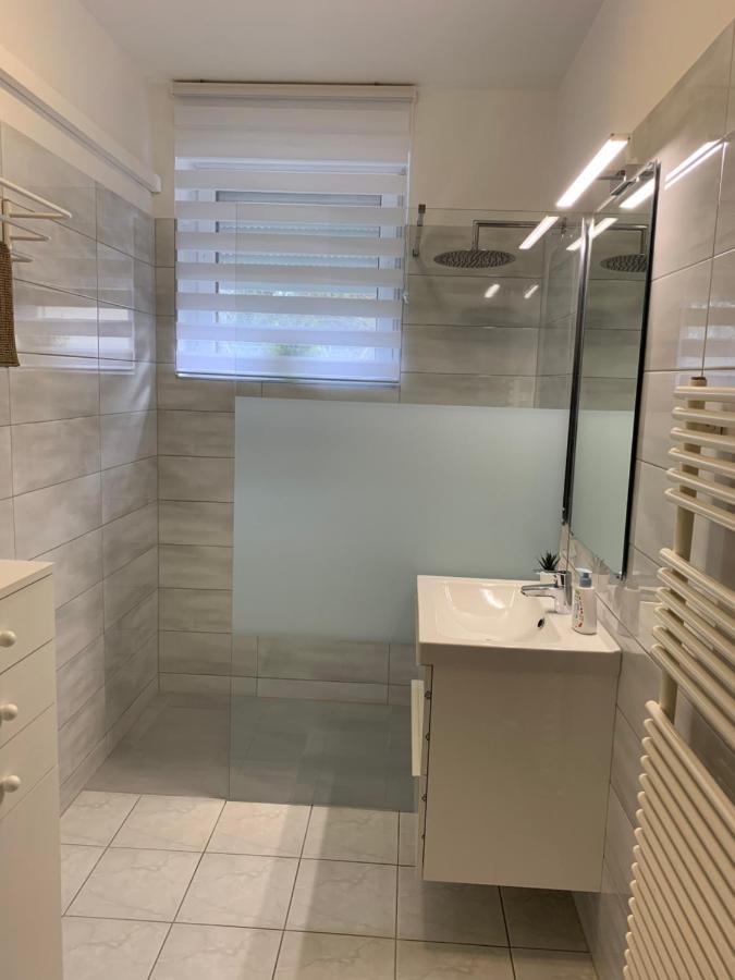Konig Apartman Iii. Хевиз Экстерьер фото